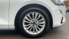 Ford Focus 1.0 EcoBoost Hybrid mHEV 125 Titanium Edition 5dr Petrol Hatchback